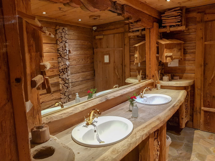 wood bathroom